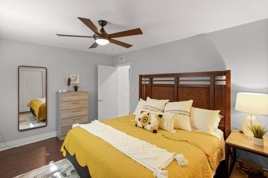 Вилла Uf Sunshine House - Patio & Bbq - Chef Kitchen - Ev Car Station - Upscale Neighborhood! Гейнсвилл Экстерьер фото