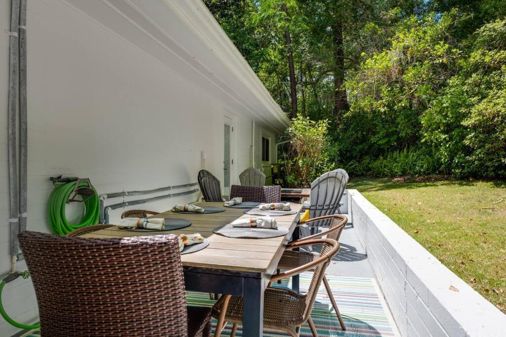 Вилла Uf Sunshine House - Patio & Bbq - Chef Kitchen - Ev Car Station - Upscale Neighborhood! Гейнсвилл Экстерьер фото